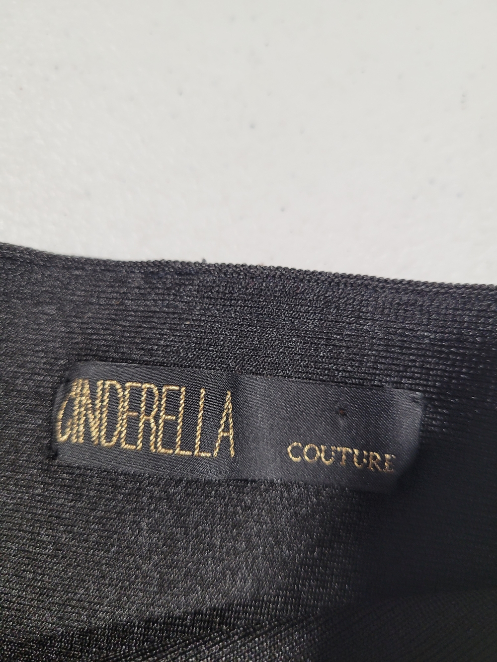 Metallic Black Textured Pencil Skirt - Picture 2 of 4